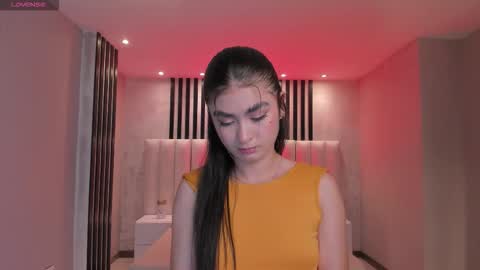 Lucy online show from December 20, 8:49 pm