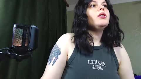 Call me Lucy online show from September 17, 10:30 am