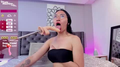 Lucy Liiu online show from October 2, 5:12 pm