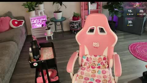 Lucy online show from May 9, 10:49 pm