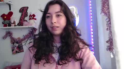 Luhana online show from February 3, 1:48 pm