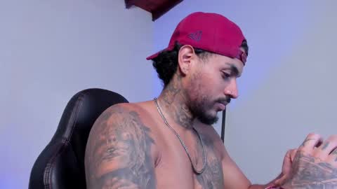 Luigi Vitale online show from April 14, 1:31 am