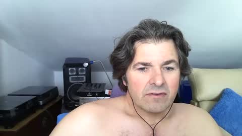 LUIGIJOHN online show from June 14, 2:30 pm