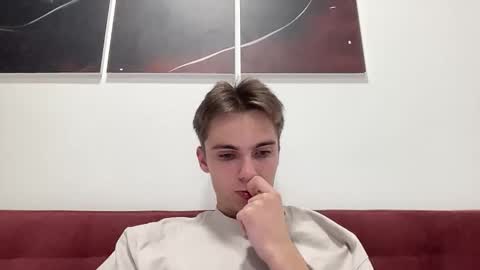 Luis online show from October 17, 8:57 pm