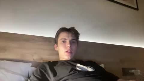 Luis online show from November 14, 5:04 pm