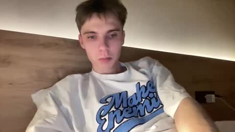 Luis online show from January 18, 11:47 pm