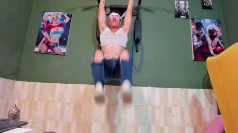 Luis AS online show from March 10, 2:05 pm