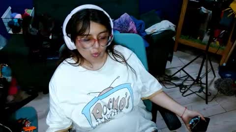 luisa_bunny online show from February 3, 6:40 am