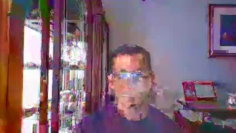 Luis online show from March 9, 7:18 pm