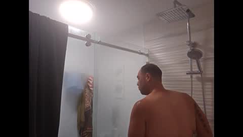 Snapshot of luisgspotdetector chatting on October 13, 2:52 pm luisgspotdetector online show from October 13, 2:52 pm