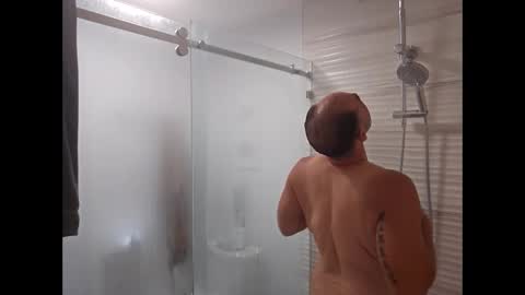 Snapshot of luisgspotdetector chatting on October 11, 12:21 pm luisgspotdetector online show from October 11, 12:21 pm