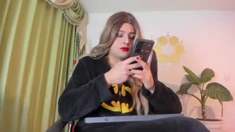 Luka Castillo online show from July 3, 4:17 am