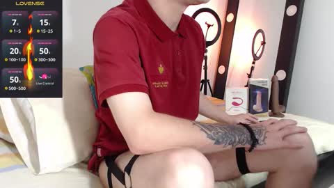 Lukarizzox        independent model online show from March 24, 2:17 am