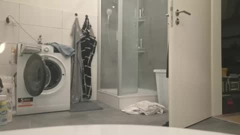 lukasschoetz online show from March 17, 6:02 pm