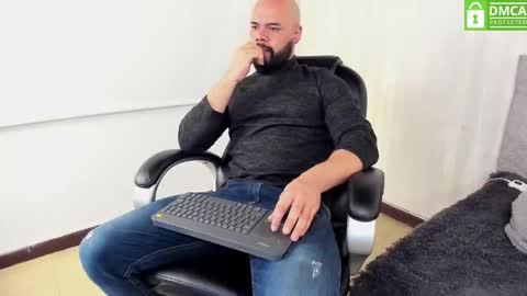 luke diaz7 online show from December 21, 7:04 am