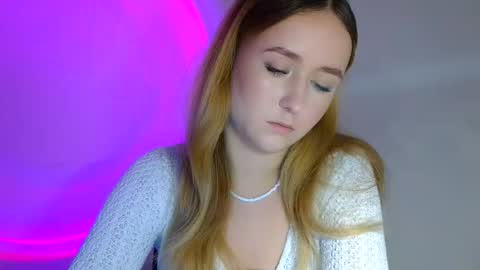 Lulu Baby18 online show from October 25, 3:45 pm