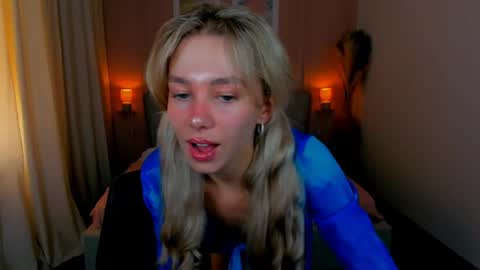 Alise online show from June 7, 2:55 pm