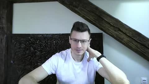 Andrew independent model 2000-0000 CET daily online show from May 10, 12:55 pm