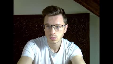 Andrew independent model 2000-0000 CET daily online show from February 24, 8:12 pm