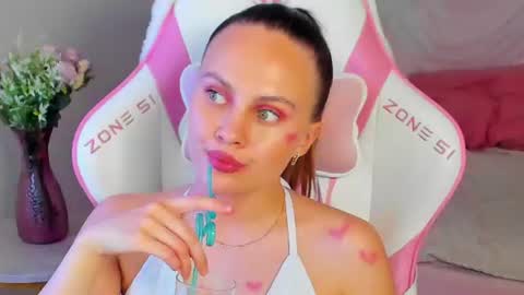 lumerisoren online show from June 11, 12:32 am