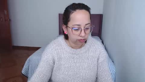 Snapshot of lumi_84 chatting on February 19, 12:00 pm LUMI online show from February 19, 12:00 pm