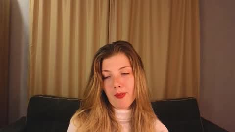 Wendy online show from March 21, 5:39 pm