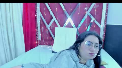 Luna  online show from November 23, 12:03 pm