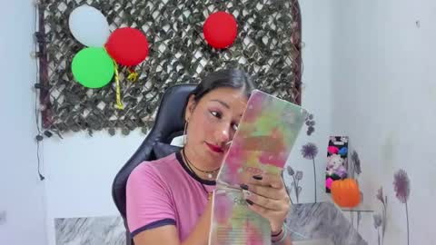 Luna  online show from November 5, 7:38 pm