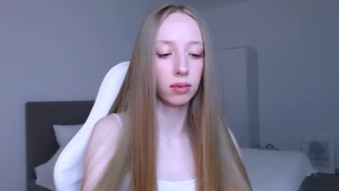 Luna online show from March 9, 9:41 pm