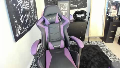 Luna online show from December 18, 8:26 pm