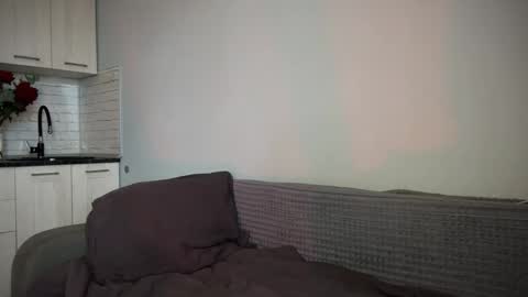 luna_raee online show from October 1, 7:07 am