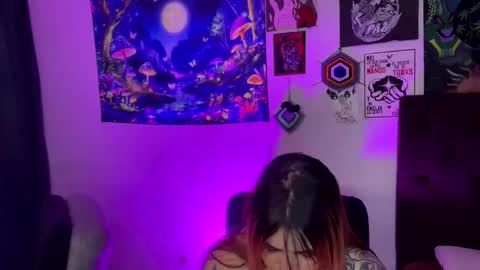 luna_rayy online show from October 4, 9:23 pm
