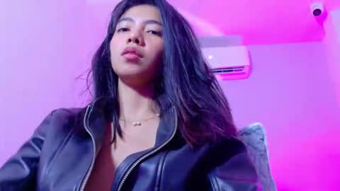 LUNA  online show from February 13, 3:37 pm