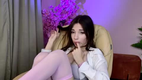 luna online show from March 25, 1:51 pm