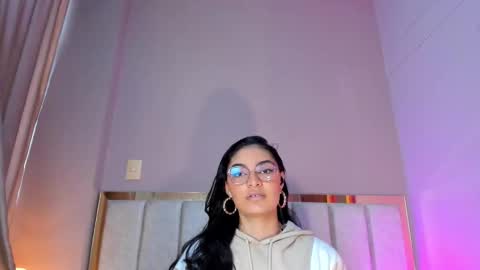 Luna Aspen online show from January 13, 6:37 pm