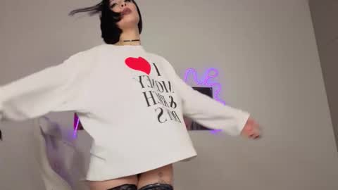 Luna online show from February 13, 5:22 am