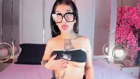   online show from July 6, 5:15 am
