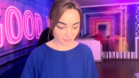 Meryem online show from April 11, 9:13 am