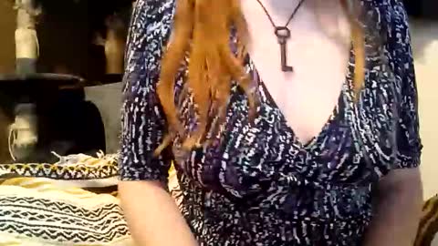 lunathepoet online show from June 11, 2:00 am