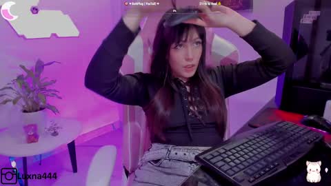   online show from March 12, 12:09 am