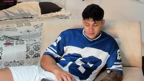 Snapshot of lunay_xtreemboy chatting on September 11, 3:08 am Lunay online show from September 11, 3:08 am