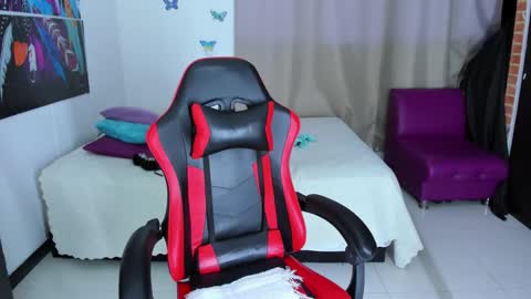 LunoxLili online show from November 22, 3:49 am