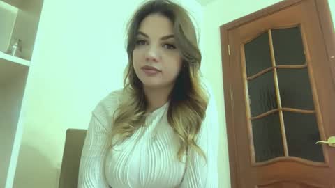 Anna online show from February 9, 8:51 am