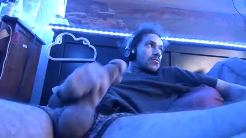 Snapshot of lurkus chatting on December 10, 2:48 am lurkus online show from December 10, 2:48 am