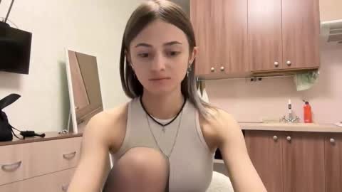 May online show from November 3, 5:03 pm