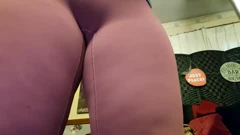 Snapshot of lusciouslibra82 chatting on February 27, 1:52 am .Clarissa. Follow me on Instagram   miss buns  online show from February 27, 1:52 am