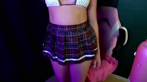 lushlolly online show from June 15, 4:04 am