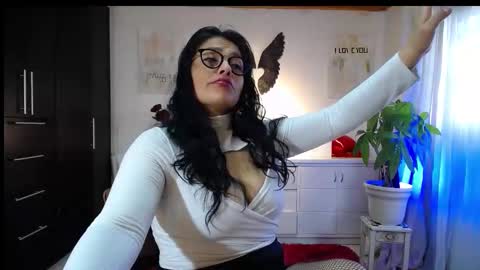 Angela 3 online show from October 2, 9:02 pm