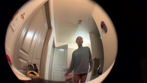 LOLA online show from March 7, 4:56 am