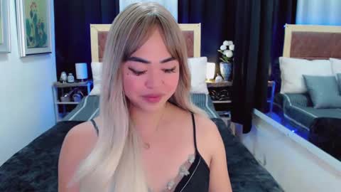 Trina online show from February 6, 12:15 pm